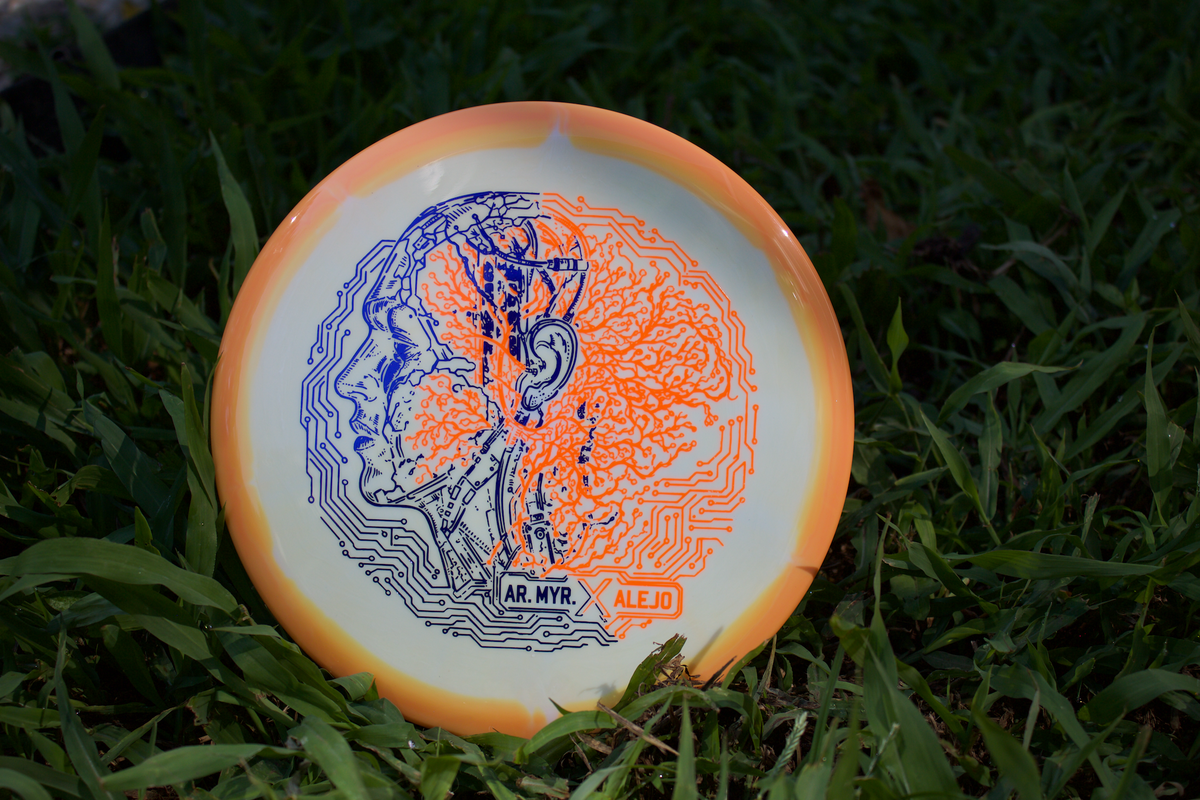 2026 - Q3 - 'Nerves' Disc Golf Disc (Innova Halo Star Mako3) [1/1]