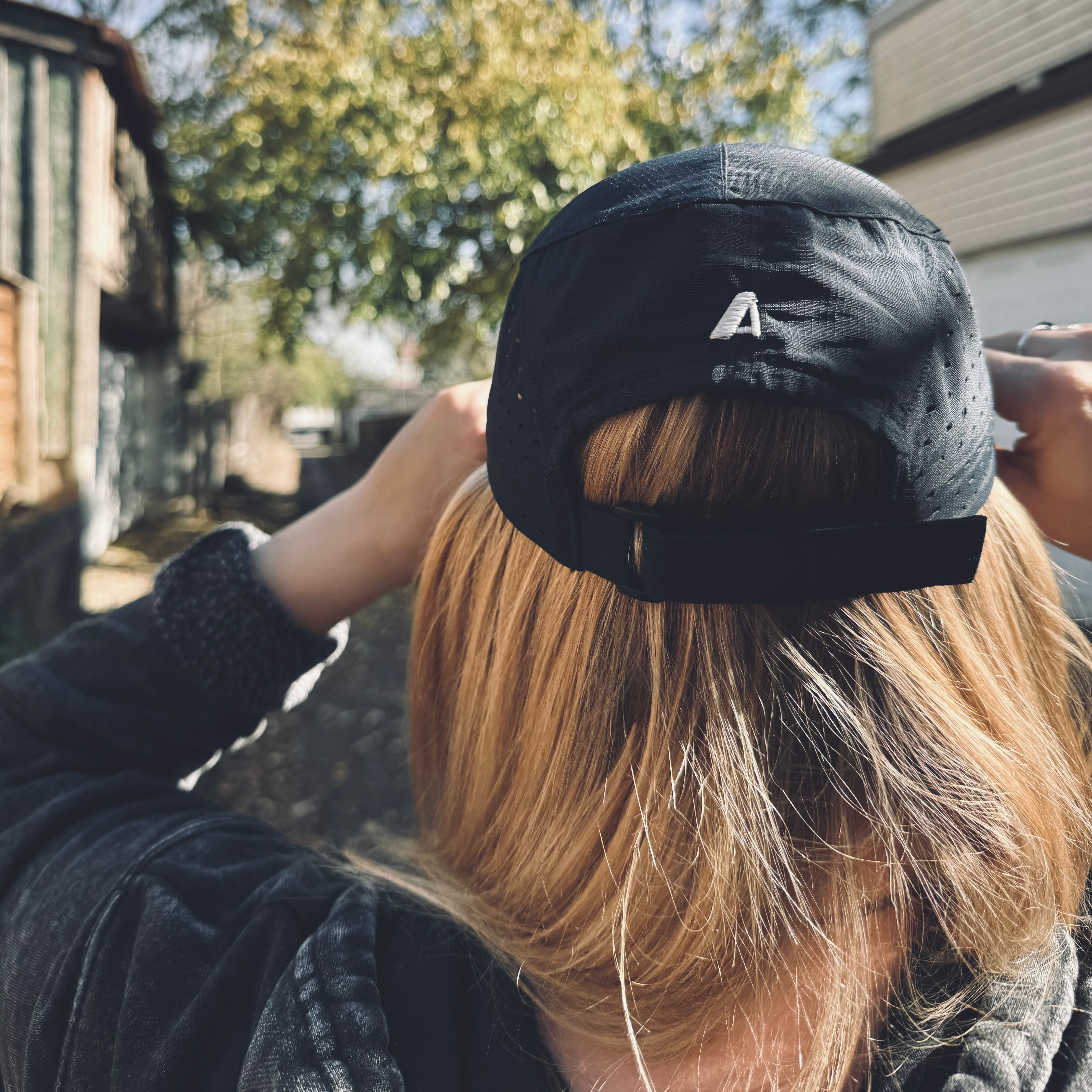 2024 - Q4 - 5-Panel Athletic Cap (Navy/Gray) [LE 24 / Colorway]